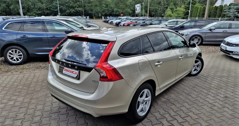 Volvo V60 cena 59999 przebieg: 170000, rok produkcji 2018 z Namysłów małe 466